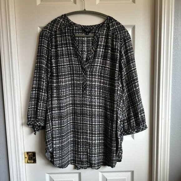 GUC Torrid Harper 3/4 Sleeve Tunic - Picture 4 of 6